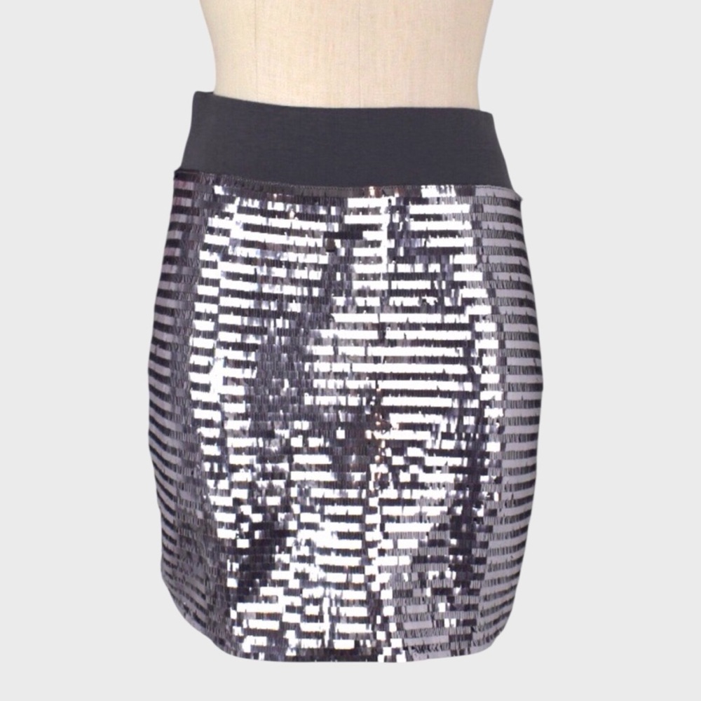 Gabriella‎ Rocha Silver Sequin Front Knit Mini Skirt